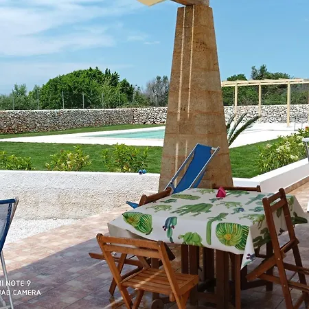 Appartamento In Villa Con Piscina Morciano di Leuca