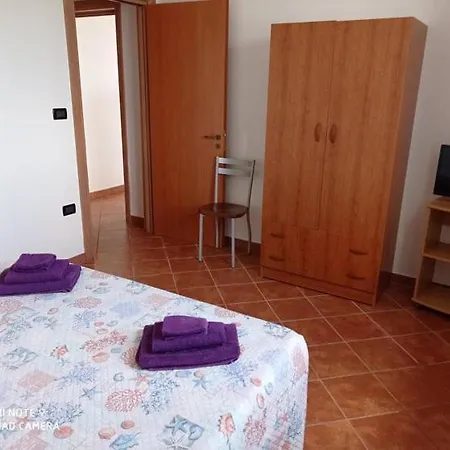 Appartamento In Villa Con Piscina Apartman